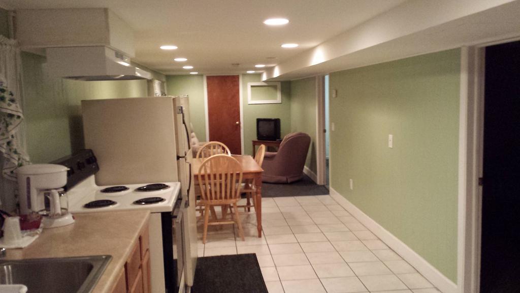 Relax Inn Webster Room photo